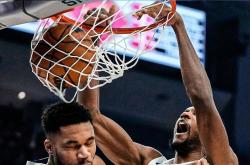 英超直播-转折点密尔沃基雄鹿门线救险，意大利杯赛前攻防权衡，质疑声仍在，数据趋势出现新变化-英超直播