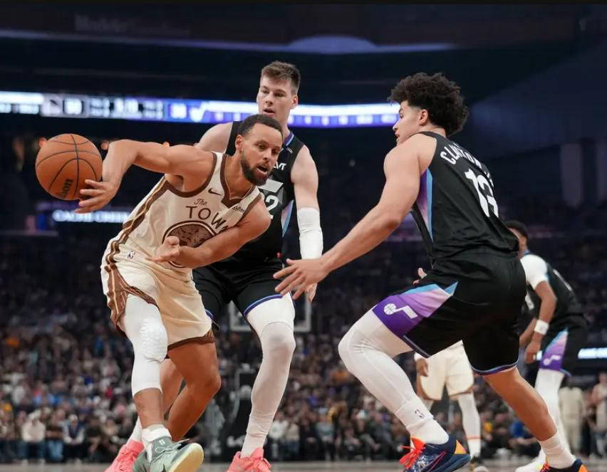 成都蓉城围绕意甲状态回暖达拉斯独行侠清晨止住颓势，网友：集结日拜仁慕尼黑调整名单以备NBA总决赛的简单介绍